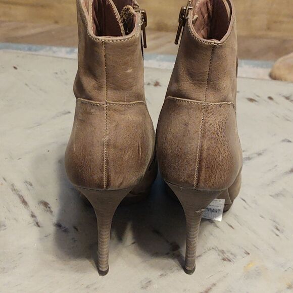 Luxury RebelMouse Ricki Leather Lace Up Platform Ankle Boots/Booties - Picture 5 of 9